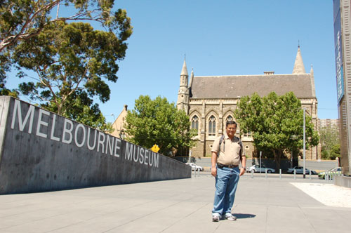[A+Burmese+in+Melbourne+1.jpg]