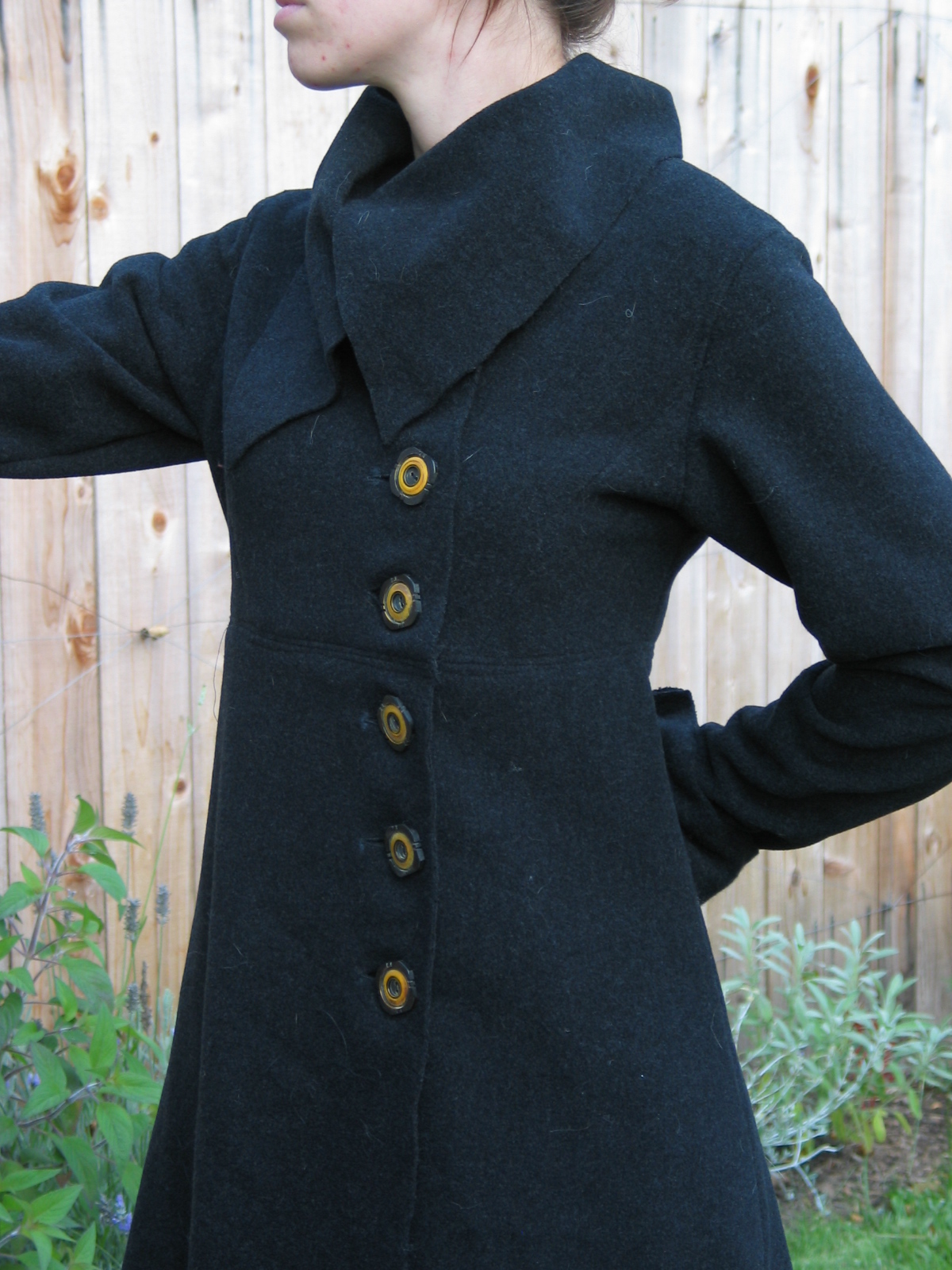 [black+wool+coat.JPG]