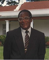 [200px-Robert_Mugabe.jpg]