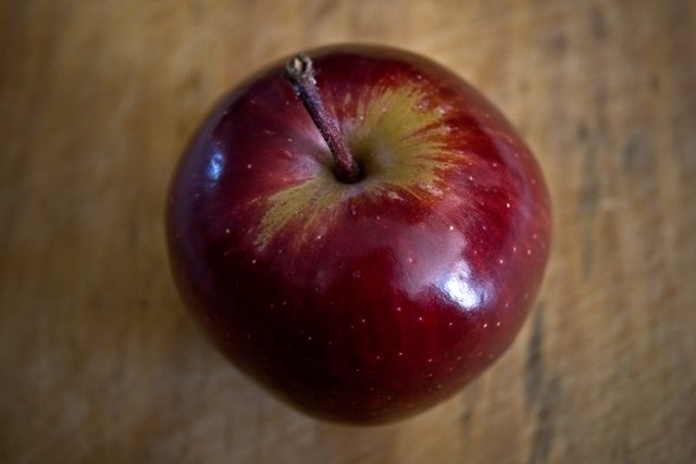 [apple-1thumb-1.jpg]