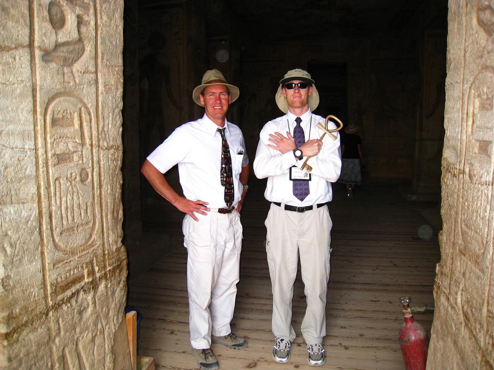 [Abu-Simbel+with+John+Groneman.jpg]