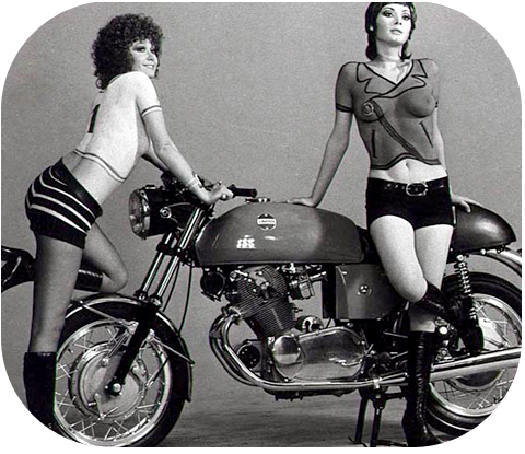 [girls_with_motorcycle.jpg]