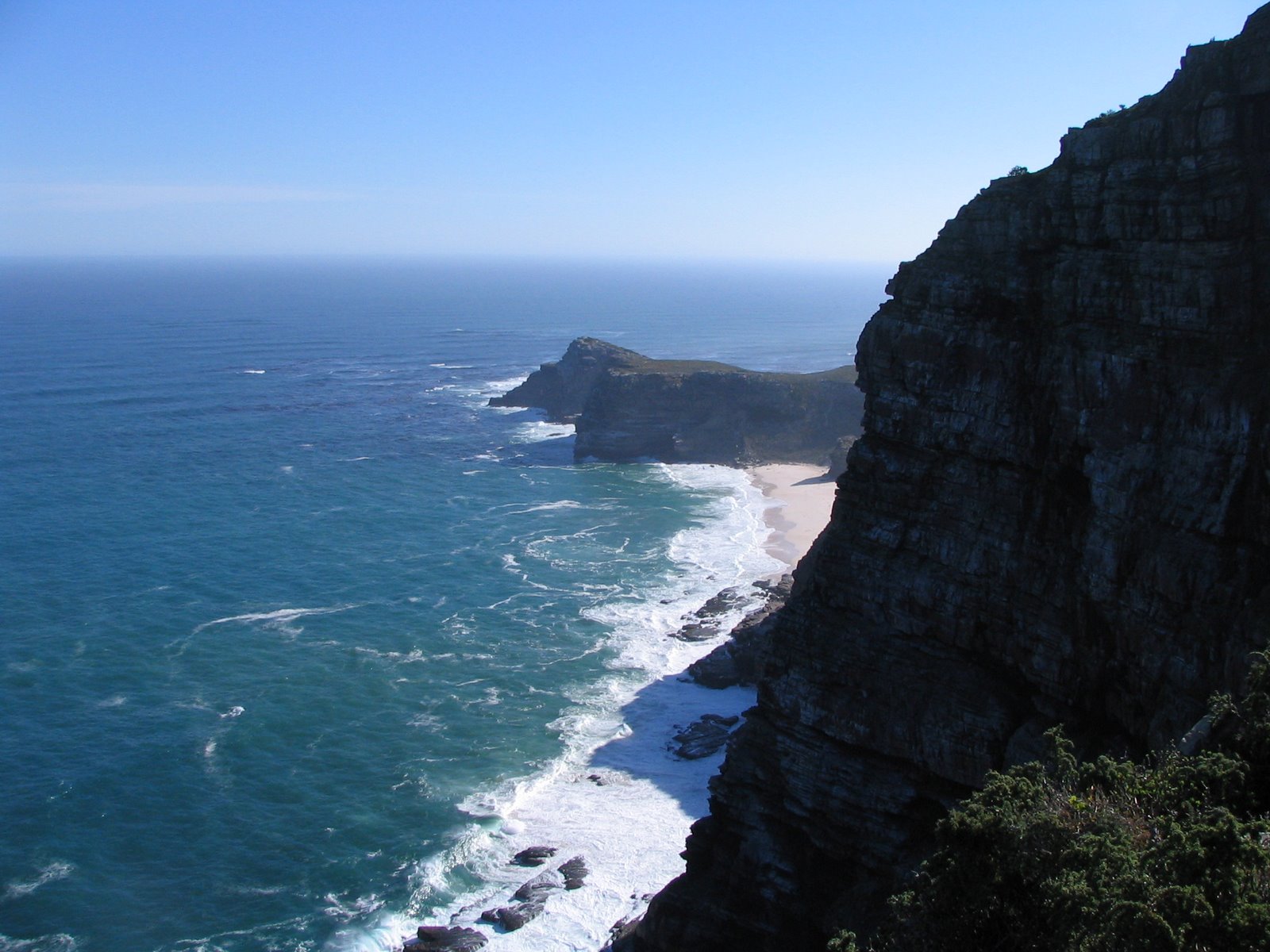 [025+Cape+Point;+Where+the+Indian+and+Atlantic+Oceans+Meet.jpg]