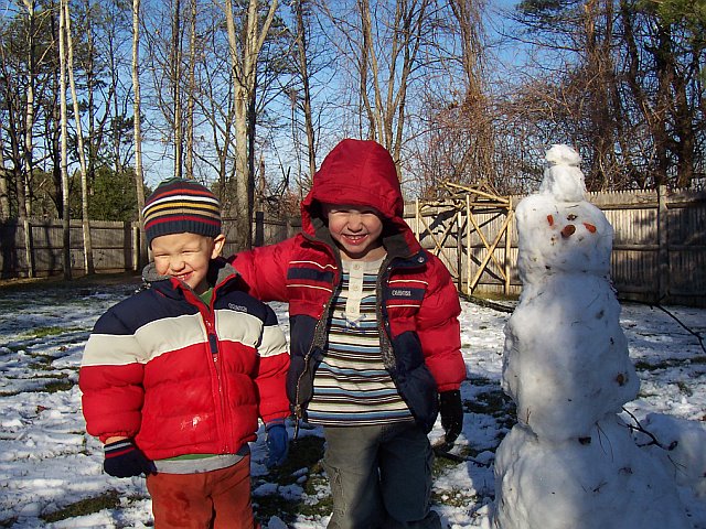 [will+sam+snowman+2.jpg]