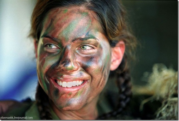 [Girl+Soldiers+From+Israel’s+Army+1.jpg]