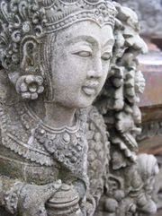 [180px-Balinese_stone_guardian.jpg]