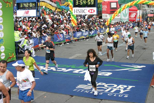[Claudia2+en+la+meta+maratÃ³n+2007.jpg]