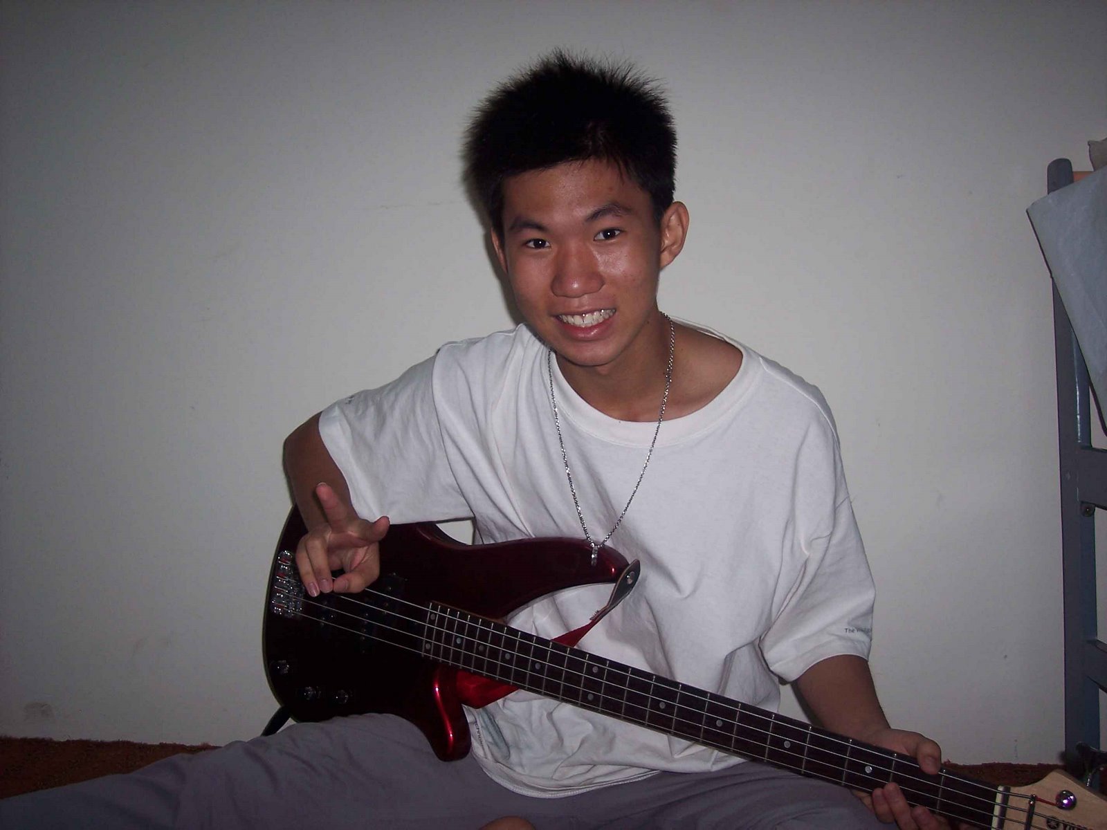 [the-bassist.jpg]