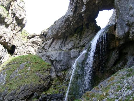 [goredale_upper_waterfall.jpg]