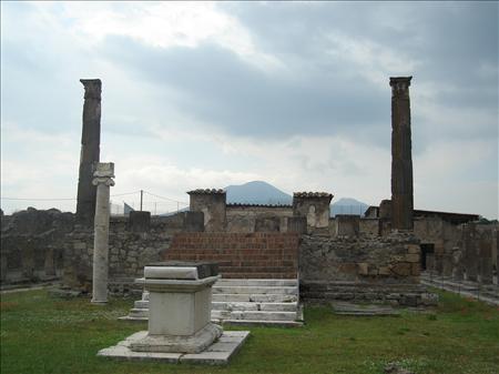 [pompeii5.jpg]