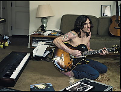 [Annie+leibovitz+-+John+Frusciante.jpg]