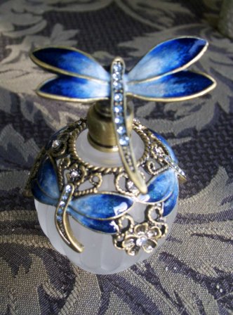 [perfume_bottle_Blue_dragonfly_dauber.jpg]