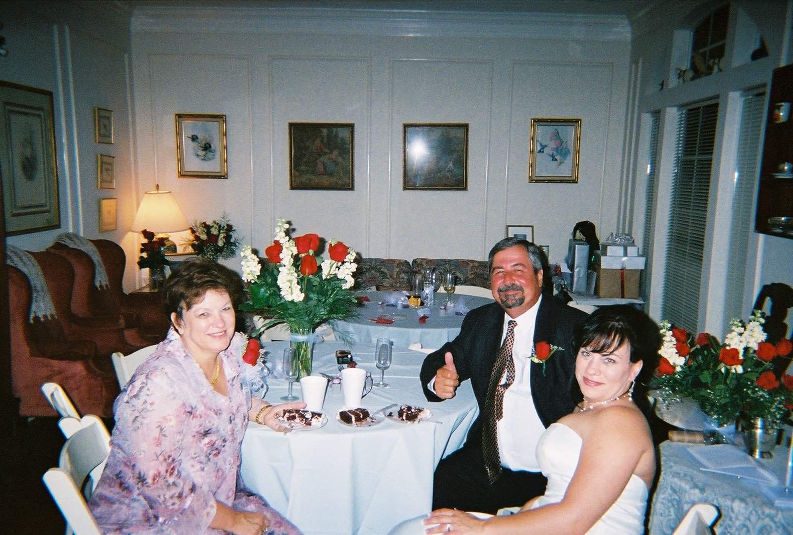 [mom,dad&me+wedding.JPG]