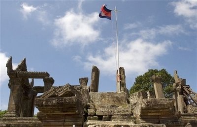 [cambodia_temple_of_gloom_hs104.jpg]