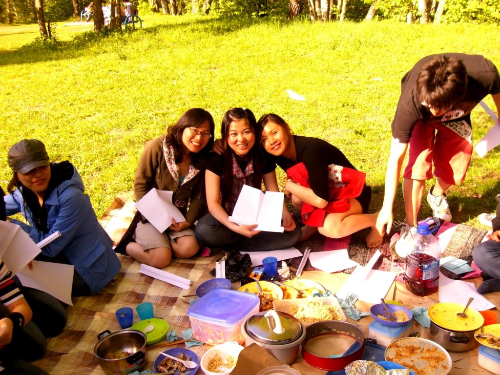[picnic+2008+029.JPG]