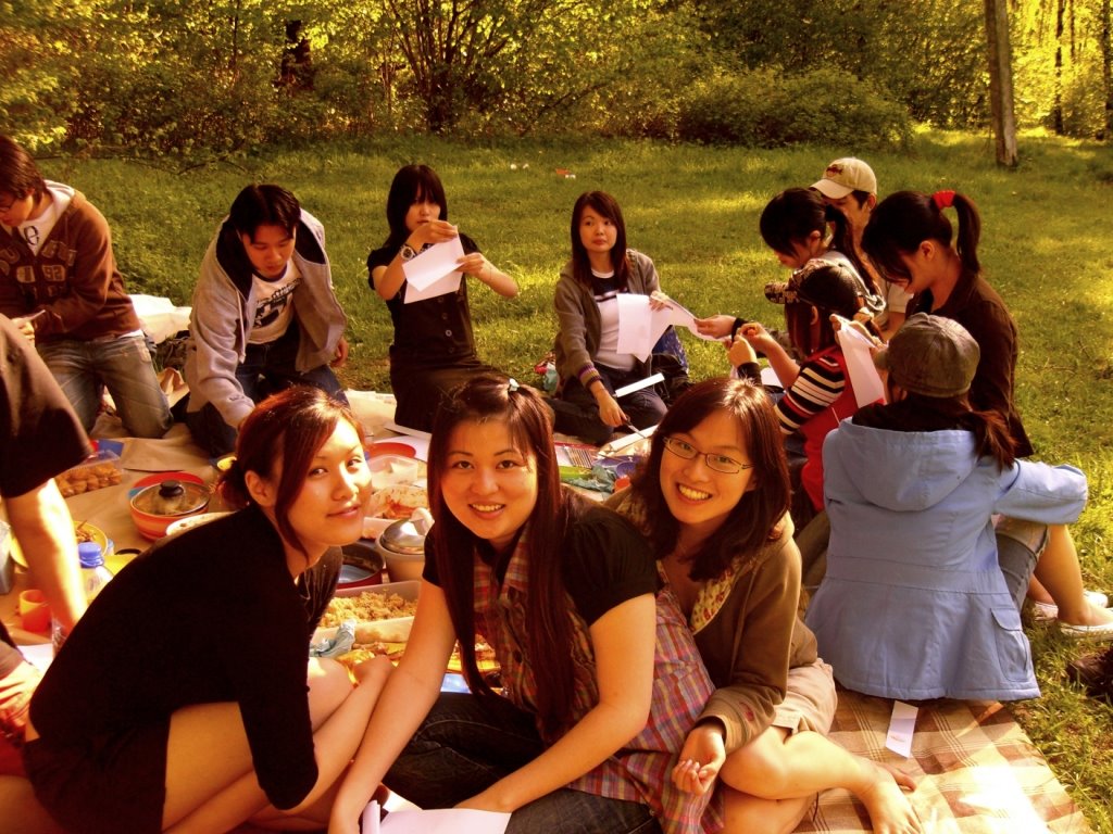 [picnic+2008+016.JPG]