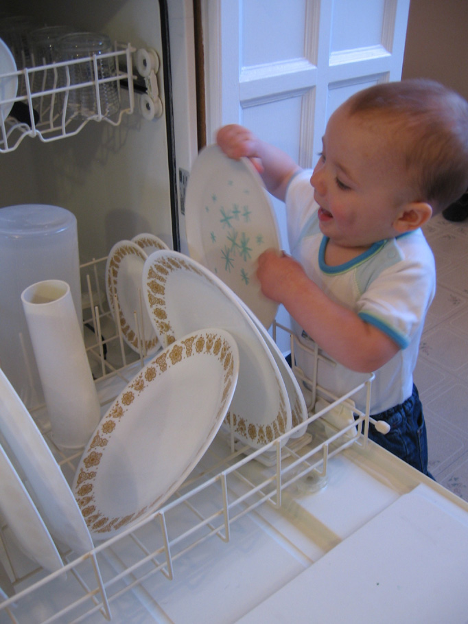 [march+24+dishwasher+baby.jpg]