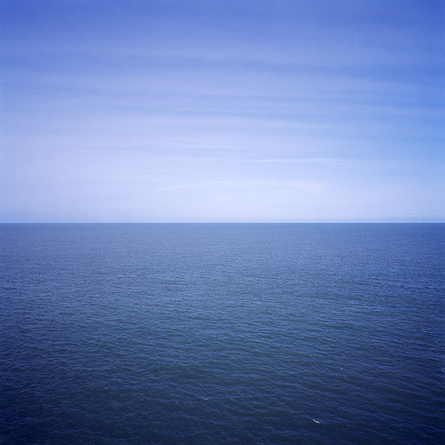 [sea_blue3.jpg]