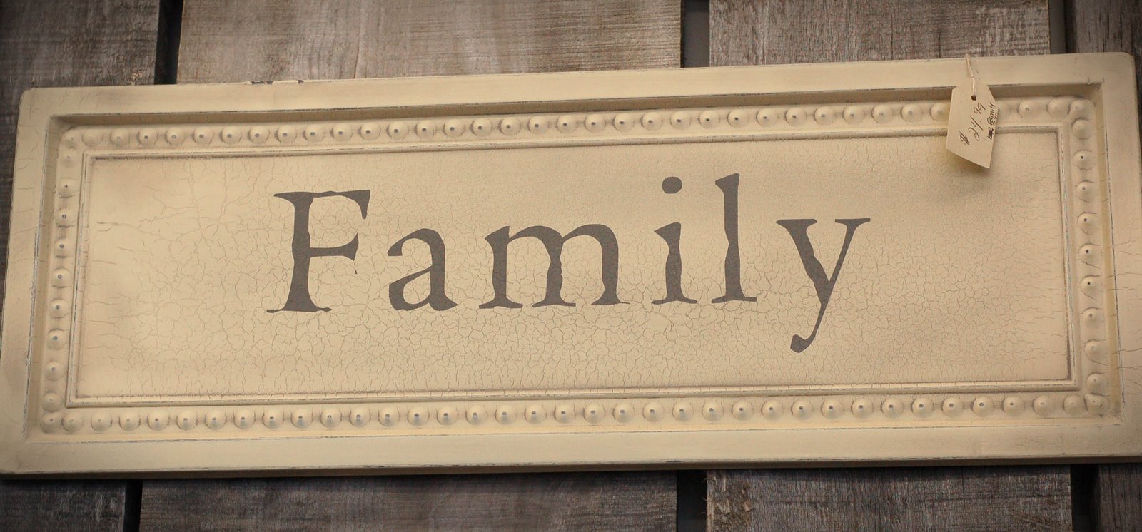 [family+sign.jpg]