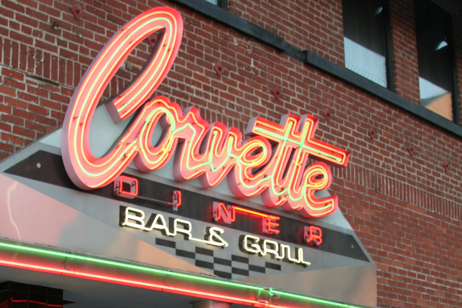 [Corvette+Diner.jpg]