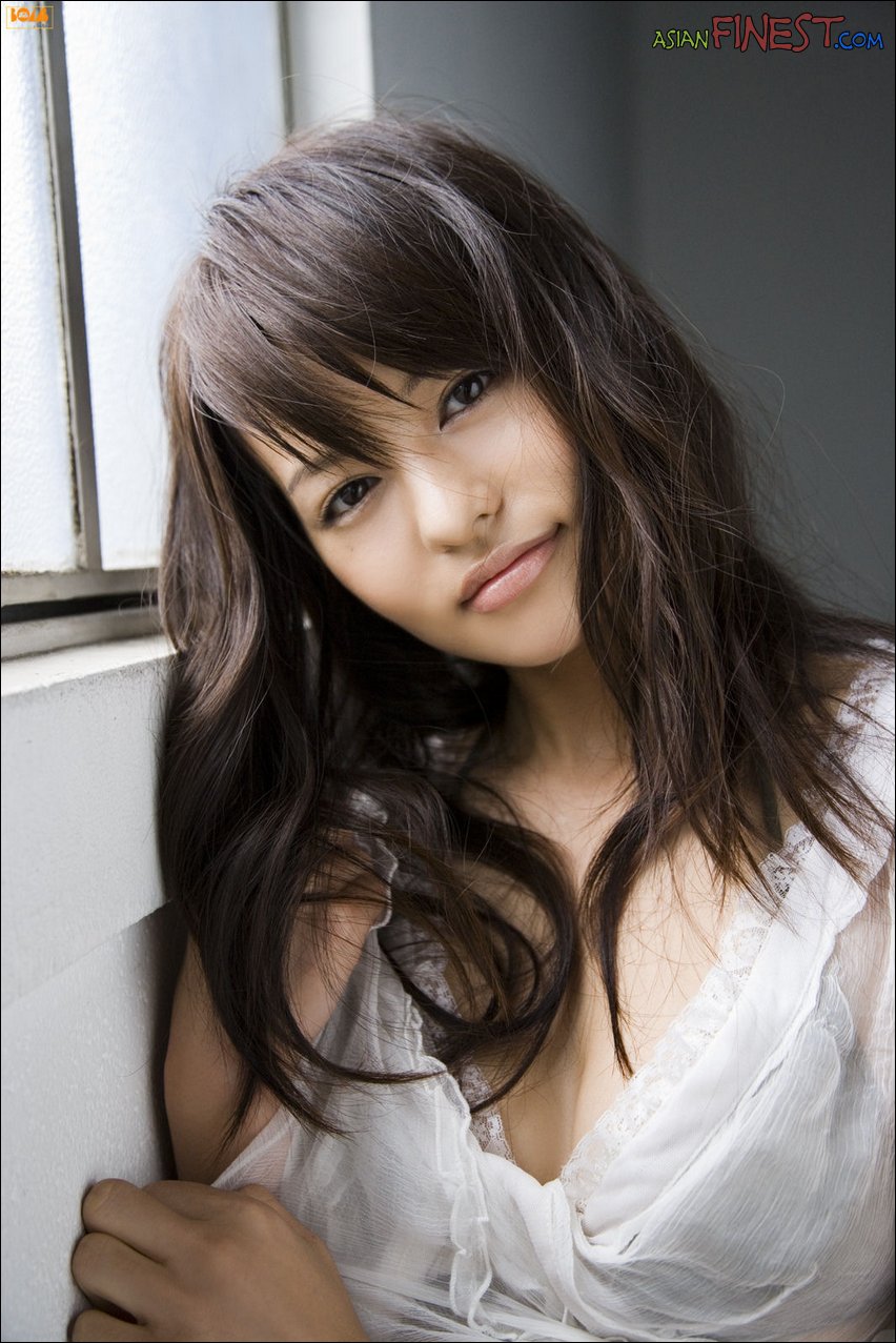 [Splendid-looking-japanese-cutie-Hotta-Yukia-051.jpg]