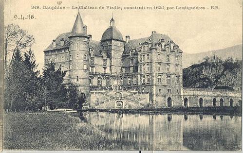 [Château_de_Vizille02.jpg]