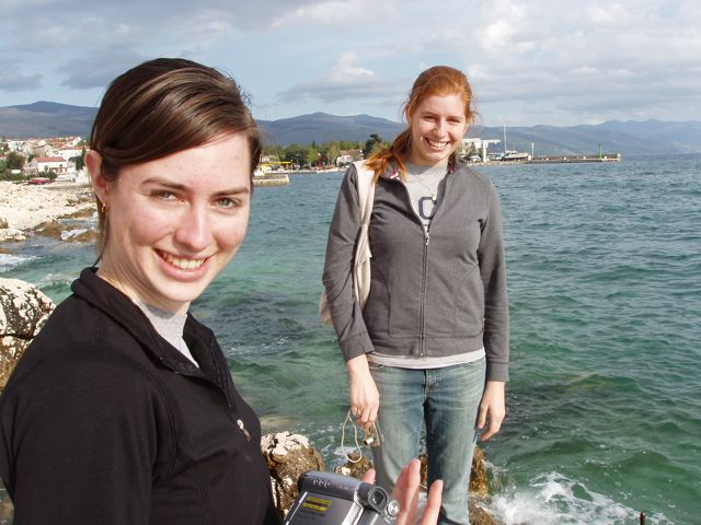 [Alana+and+Erin+in+Croatia.jpg]
