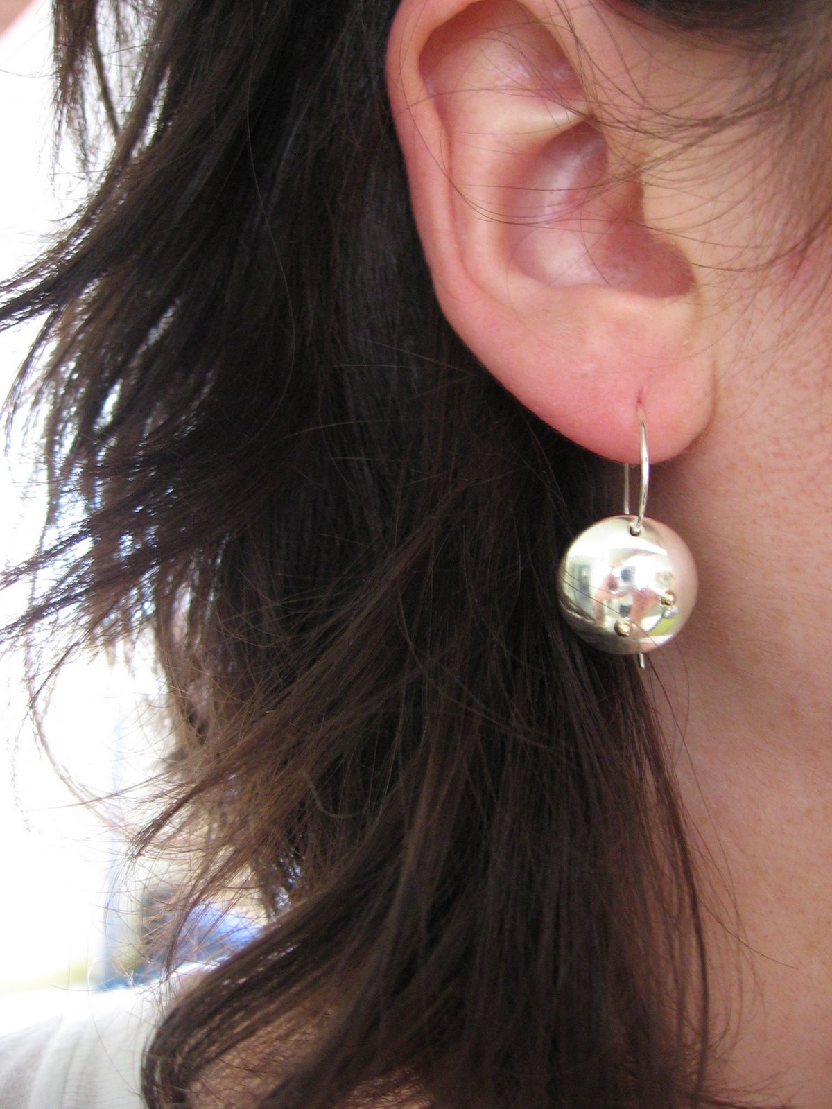 [dome+earrings+for+Mary.JPG]