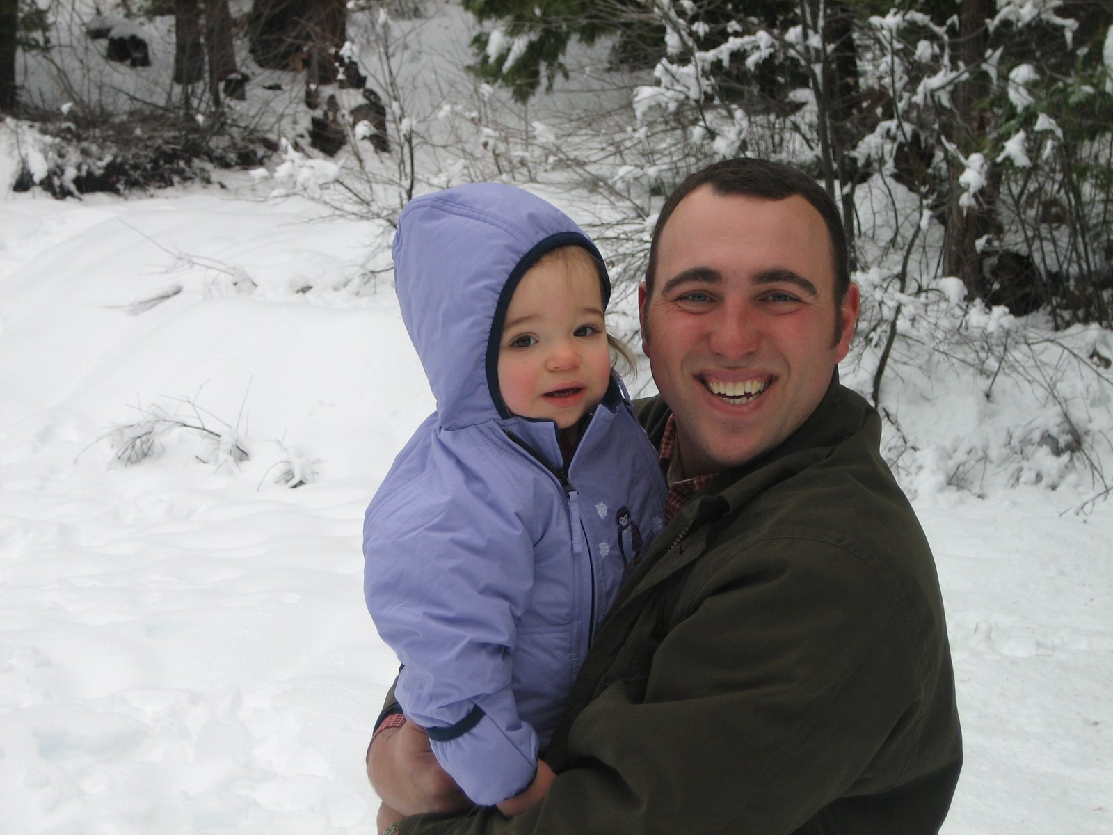 [Daddy+Josie+snow.JPG]
