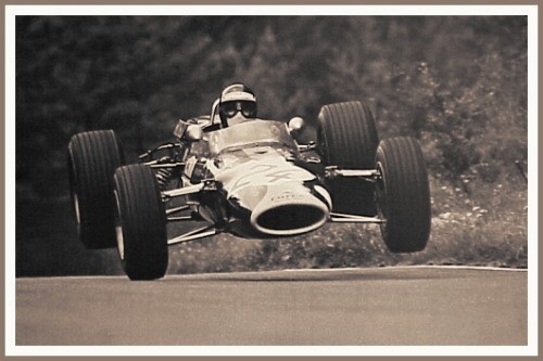 [jackie+oliver+lotus+48+f2+grand+prix+germany+1967+nurburgring.jpg]