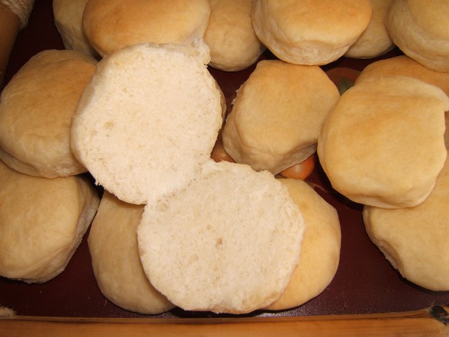 Figacitas de manteca (mantequilla) / Petits pains argentins au beurre