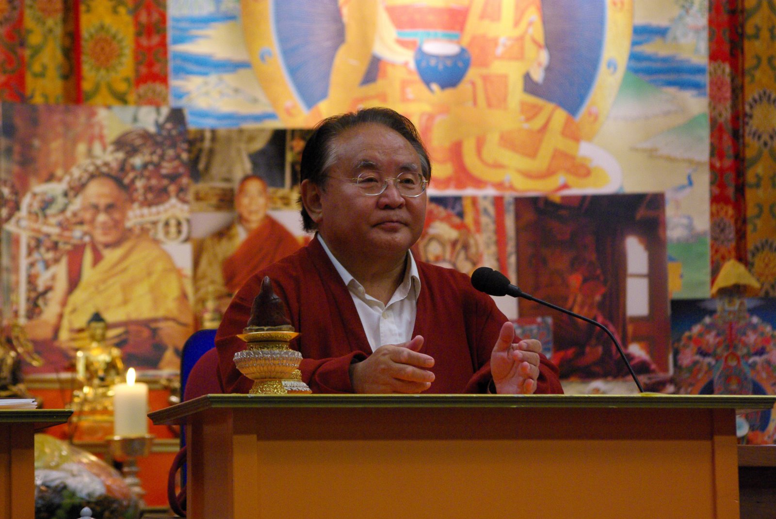 [Rinpoche+1.jpg]