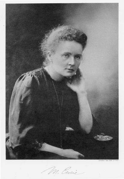 [413px-Curie-nobel-portrait-2-600.jpg]
