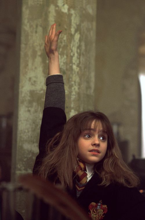 [hermione+raised+hand.jpg]