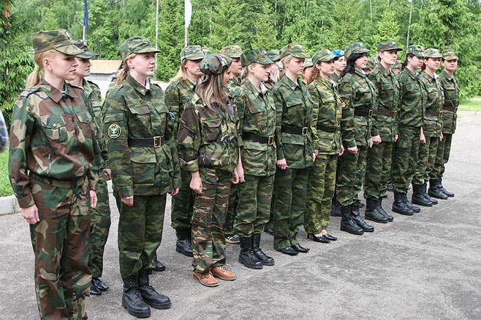 [russian_army_girls_11.jpg]