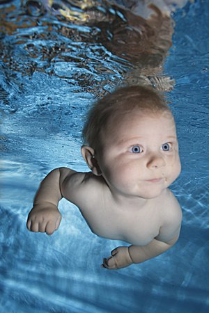 [swimming_babies_52.jpg]