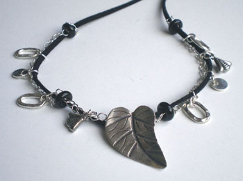 [Silver+Leaf+necklace+014+350.jpg]
