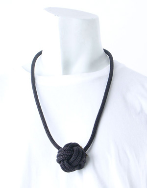 [Lanyard+single+knot+necklace.jpg]