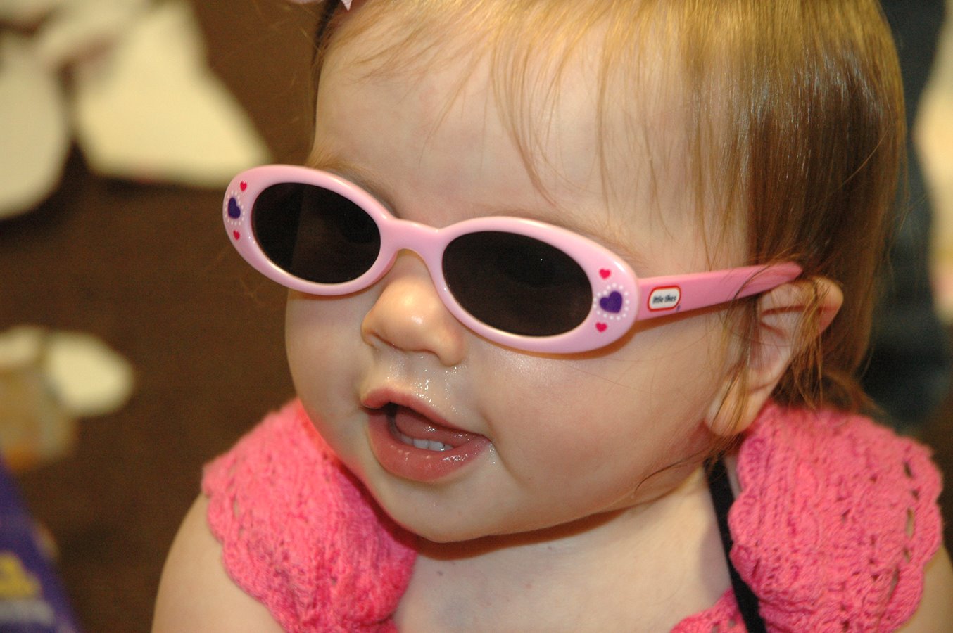 [Chloe+with+sunglasses.jpg]