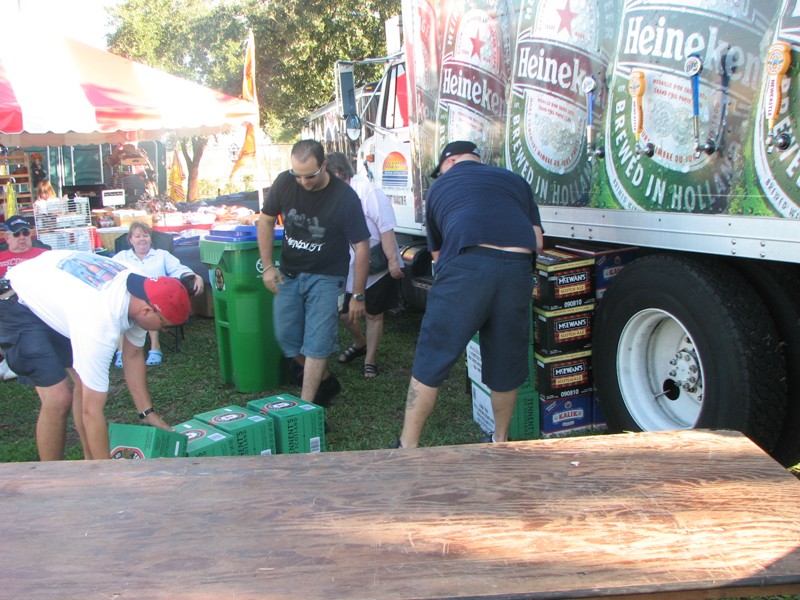 [Beer+truck.jpg]