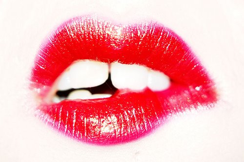 [bright+lips+main+photo.jpg]