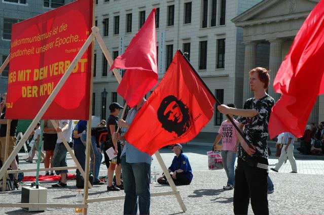 [Commies+in+Berlin.jpg]