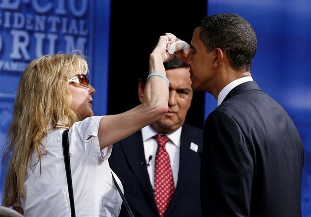 [Obama+Make-up+AFL+CIO+Pres.+Forum+8-7-07.jpg]