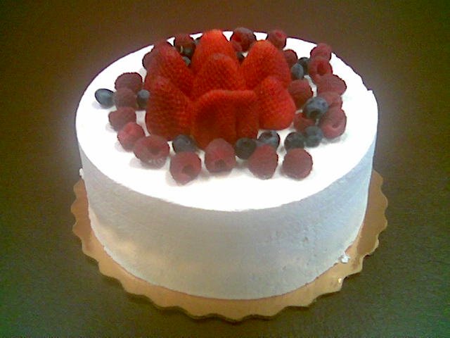 [strawberry_cake_07.jpg.bmp]
