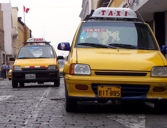 [taxi1taxi2.jpg]
