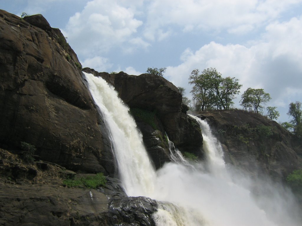 [Athirappilly-15.JPG]