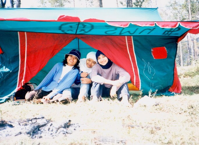 [camping+cuban+talun-2004.jpg]