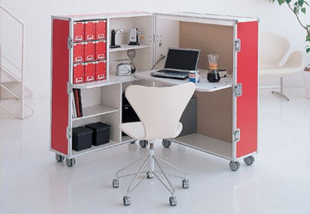 [trunk-station-office-workspace-in-use.jpg]
