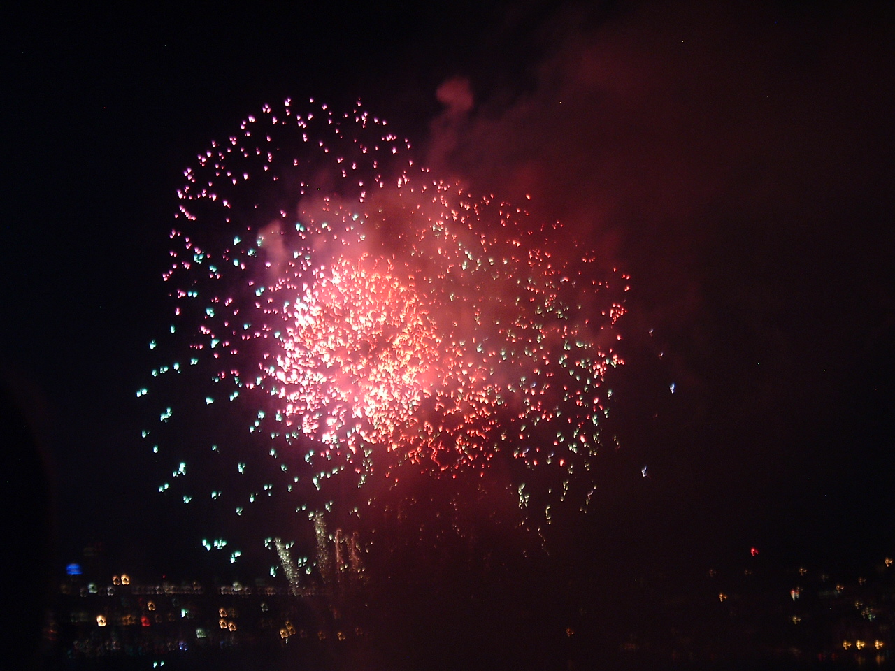 [Fireworks+2.jpg]