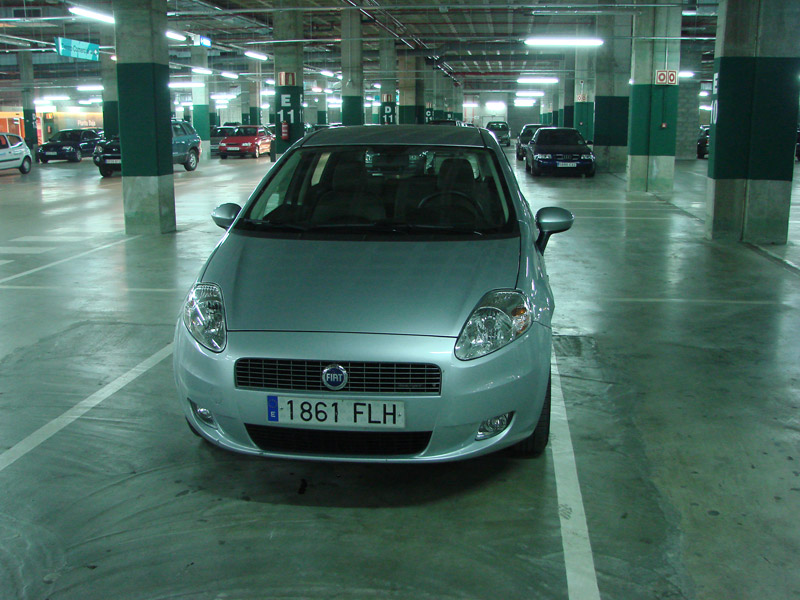[Fiat+Punto+Europcar.jpg]